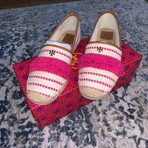 Tory Burch Shaw Fringe Espridille. EUC.